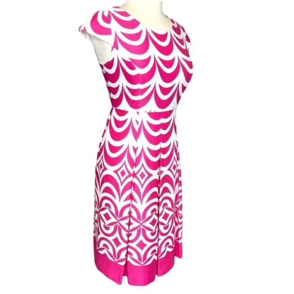 TALBOTS Geo Scallop Cap Sleeve Fit & Flare Pleated Dress Pink/White 6 - Picture 3 of 14